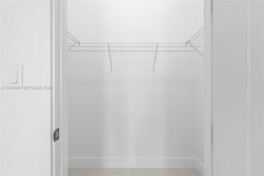 Spacious, unfurnished interior of a new home in , Boca Raton (Image 43).