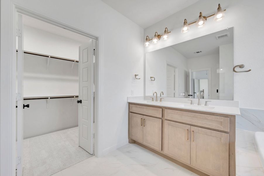 Owner's Bath Owner's Bath