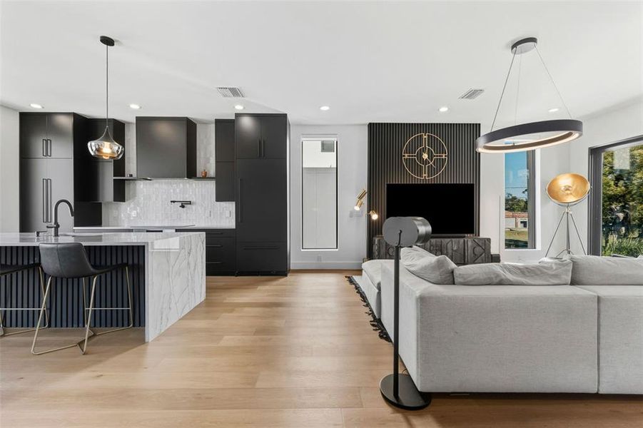 Furnished interior view inside a new home in , Tampa (Image 5).