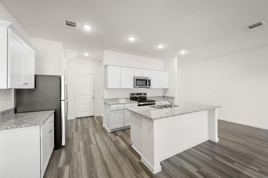 853 Pourtales- Kitchen-3