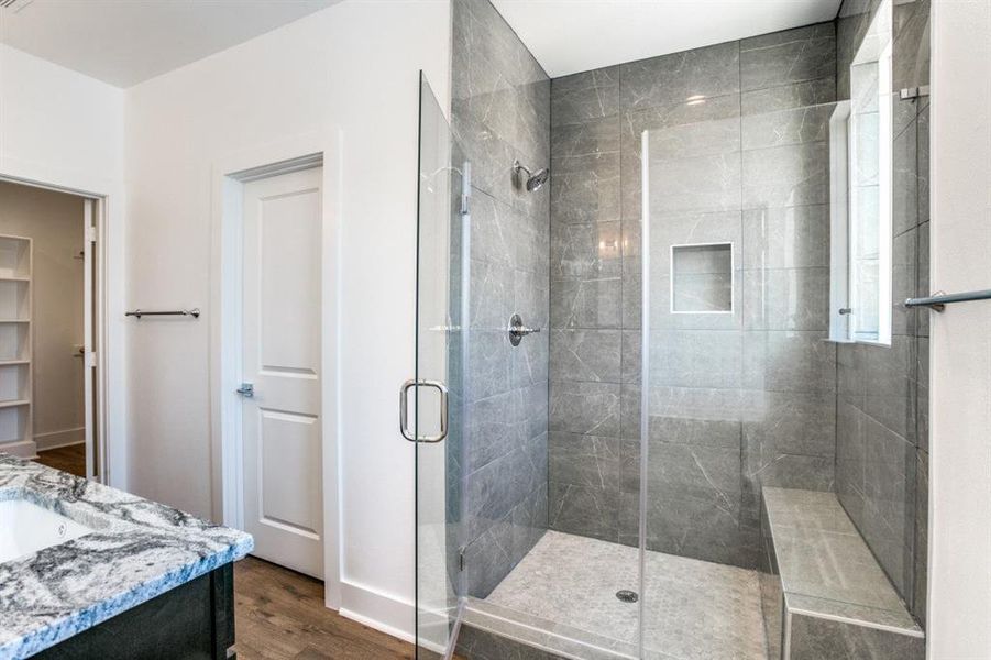 Furnished interior view inside a new home in , Farmers Branch (Image 3).