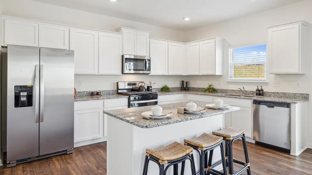 Furnished interior view inside a new home in Best Farms, Maryville (Image 3).