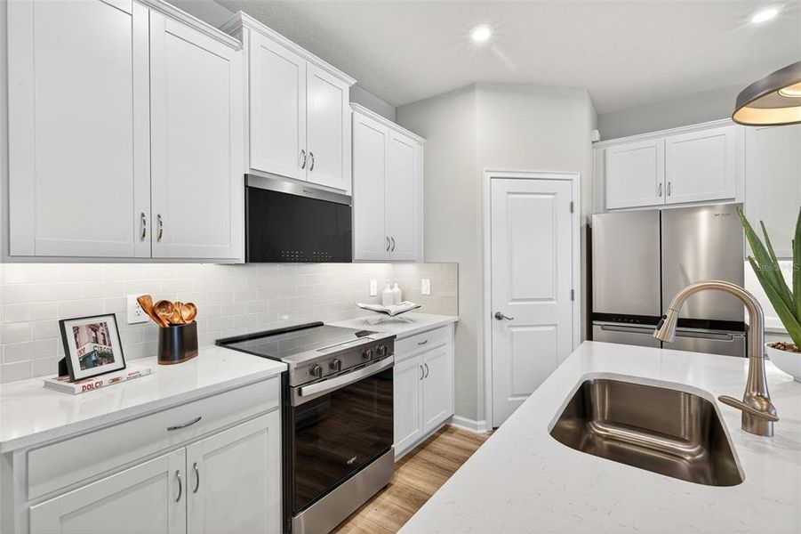 Furnished interior view inside a new home in Crosswind Ranch, Parrish (Image 19).