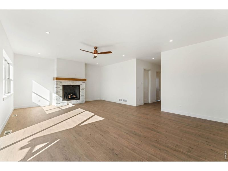 Spacious, unfurnished interior of a new home in , Windsor (Image 36).