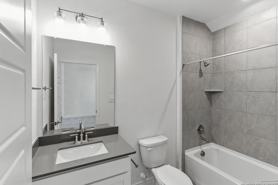 Furnished interior view inside a new home in Bison Ridge, San Antonio (Image 4). Furnished interior view inside a new home in Bison Ridge, San Antonio (Image 4).