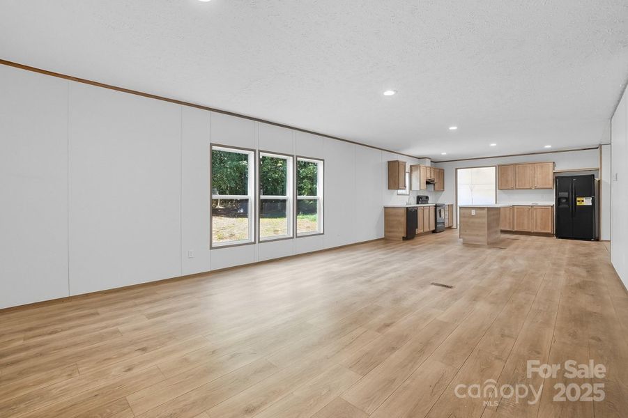 Spacious, unfurnished interior of a new home in , Kings Mountain (Image 27). Spacious, unfurnished interior of a new home in , Kings Mountain (Image 27).