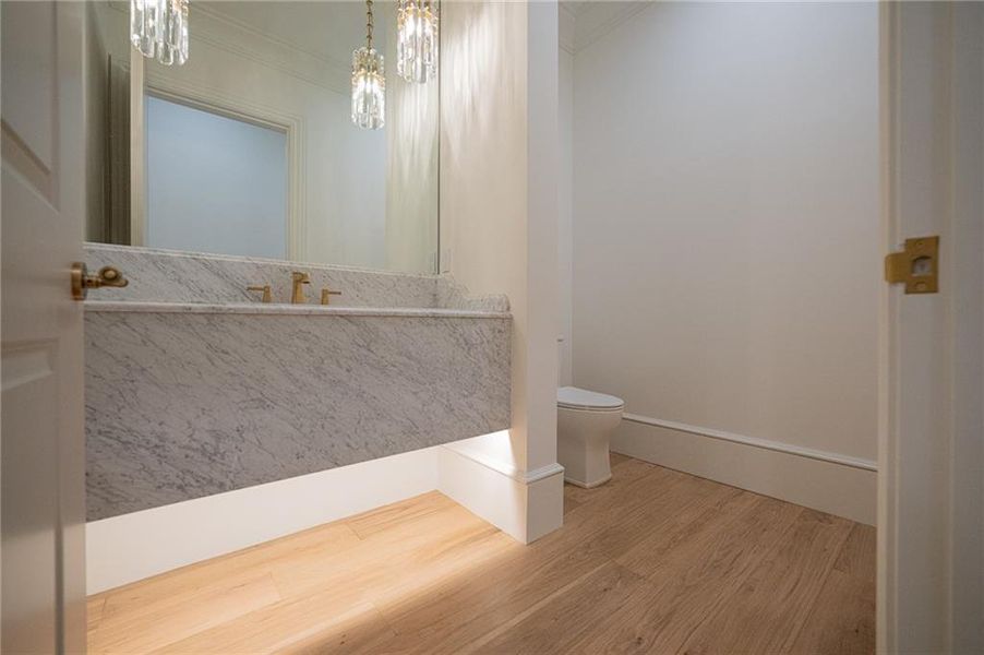 Spacious, unfurnished interior of a new home in Blue Heron Walk, Atlanta (Image 58).