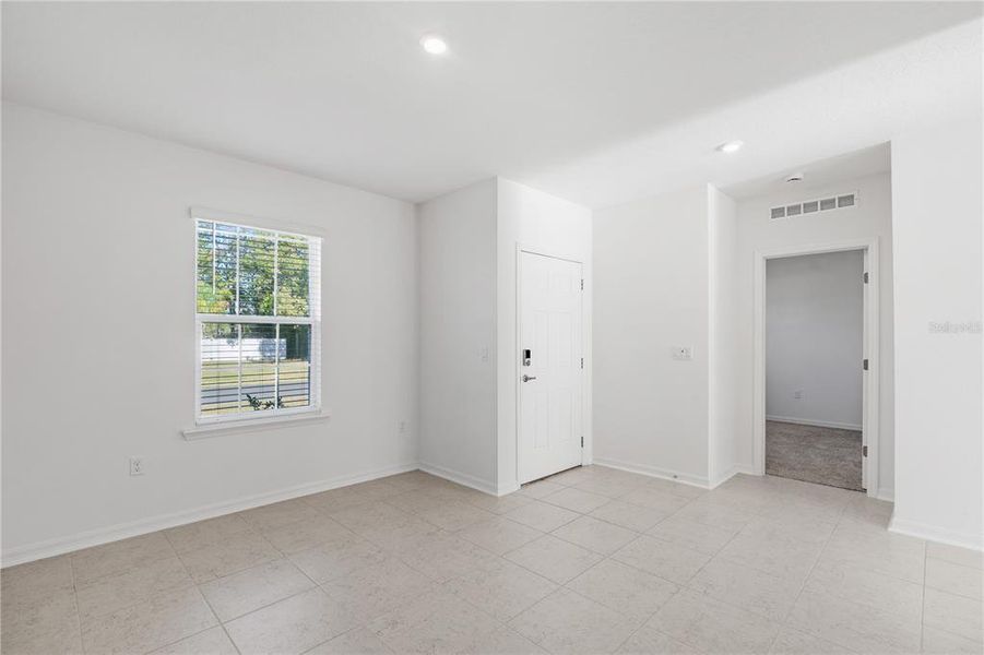 Spacious, unfurnished interior of a new home in Palm Coast, Palm Coast (Image 38). Spacious, unfurnished interior of a new home in Palm Coast, Palm Coast (Image 38).