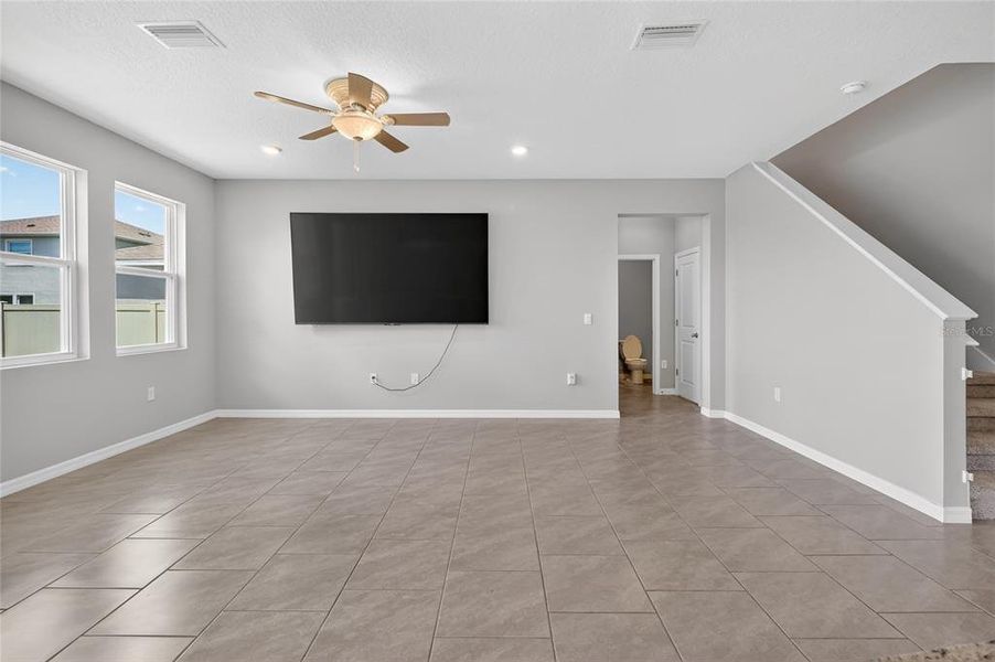 Spacious, unfurnished interior of a new home in Epperson, Wesley Chapel (Image 57). Spacious, unfurnished interior of a new home in Epperson, Wesley Chapel (Image 57).
