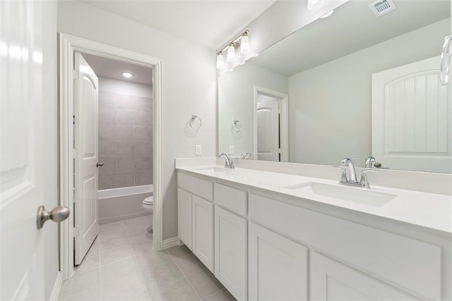 Furnished interior view inside a new home in Liberty Pointe, Gainesville (Image 14). Furnished interior view inside a new home in Liberty Pointe, Gainesville (Image 14).