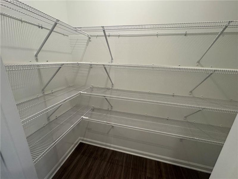 Spacious, unfurnished interior of a new home in Laurelwood, Douglasville (Image 24).