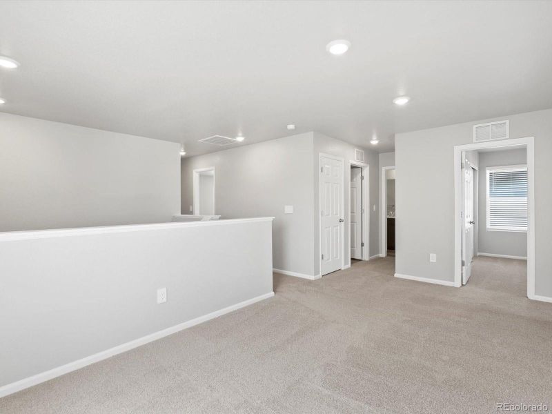 Spacious, unfurnished interior of a new home in Lake Bluff, Greeley (Image 11). Spacious, unfurnished interior of a new home in Lake Bluff, Greeley (Image 11).