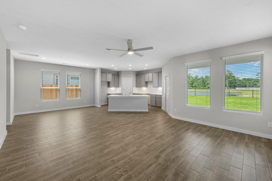 Spacious, unfurnished interior of a new home in Cypresswood Landing, Humble (Image 22). Spacious, unfurnished interior of a new home in Cypresswood Landing, Humble (Image 22).