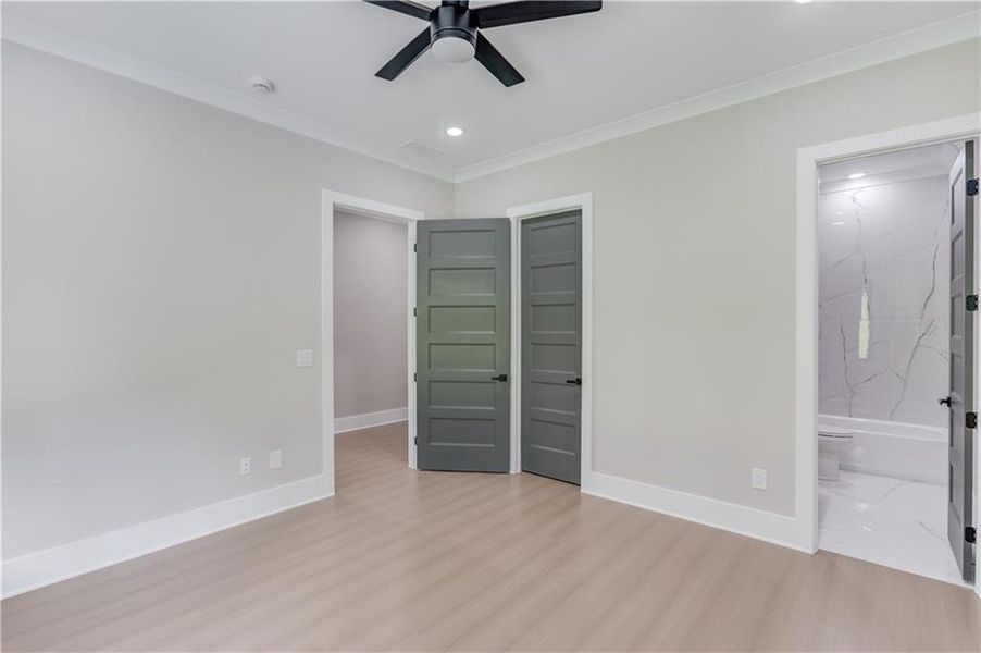 Spacious, unfurnished interior of a new home in , Auburn (Image 30).