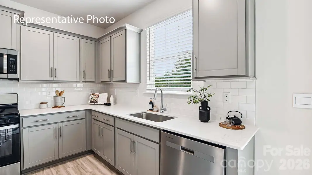 Furnished interior view inside a new home in Brandon Creek, Gastonia (Image 7).