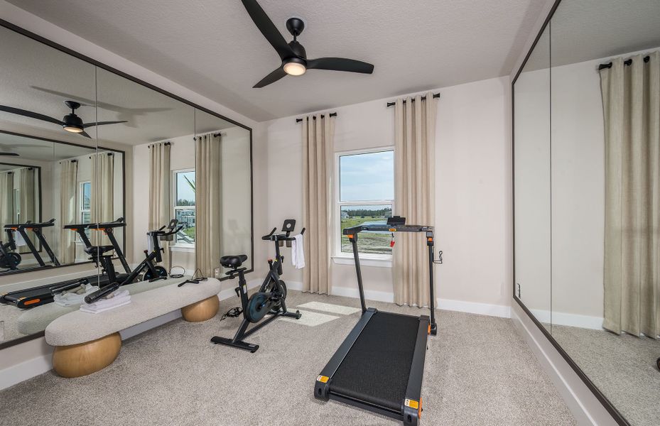 Representative furnished interior of a home built from the Berkley Grand by Pulte Homes in Two Rivers, Zephyrhills (Image 9).