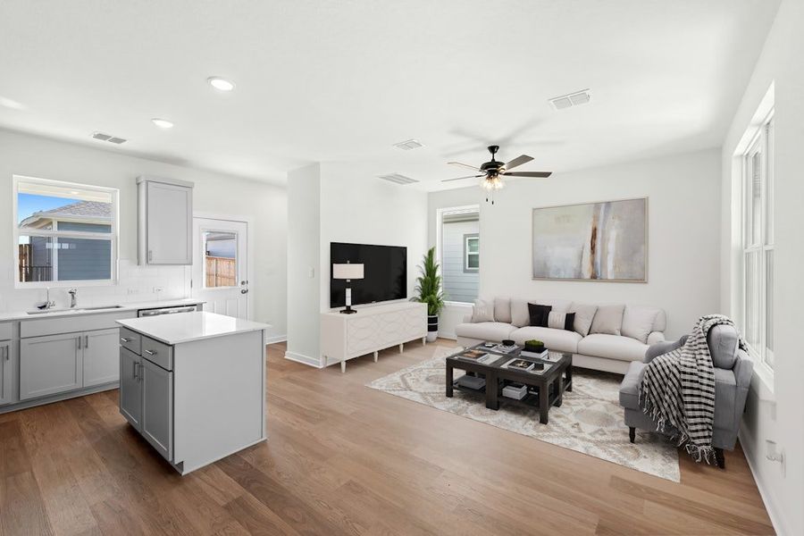 Furnished interior view inside a new home in Mayfair, New Braunfels (Image 8).