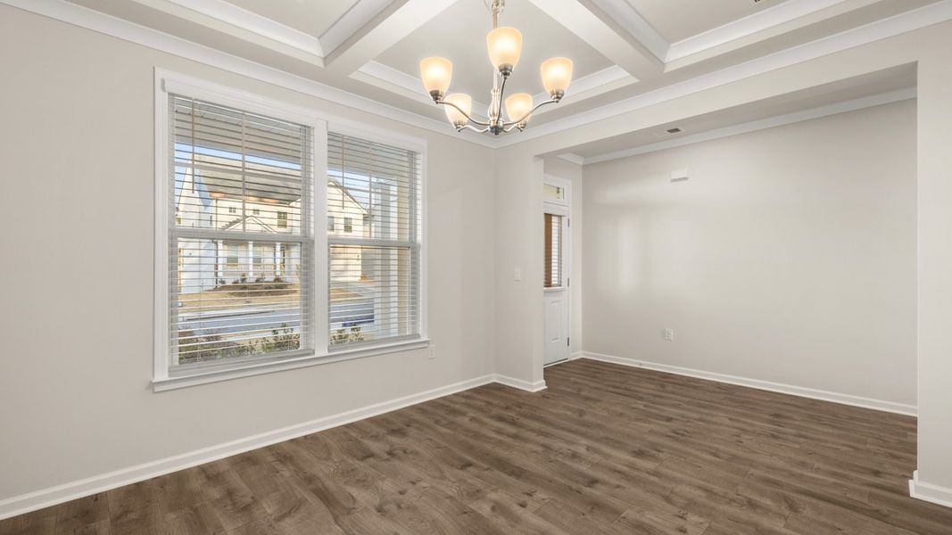 Spacious, unfurnished interior of a new home in Water Oak Estates, Lawrenceville (Image 17).