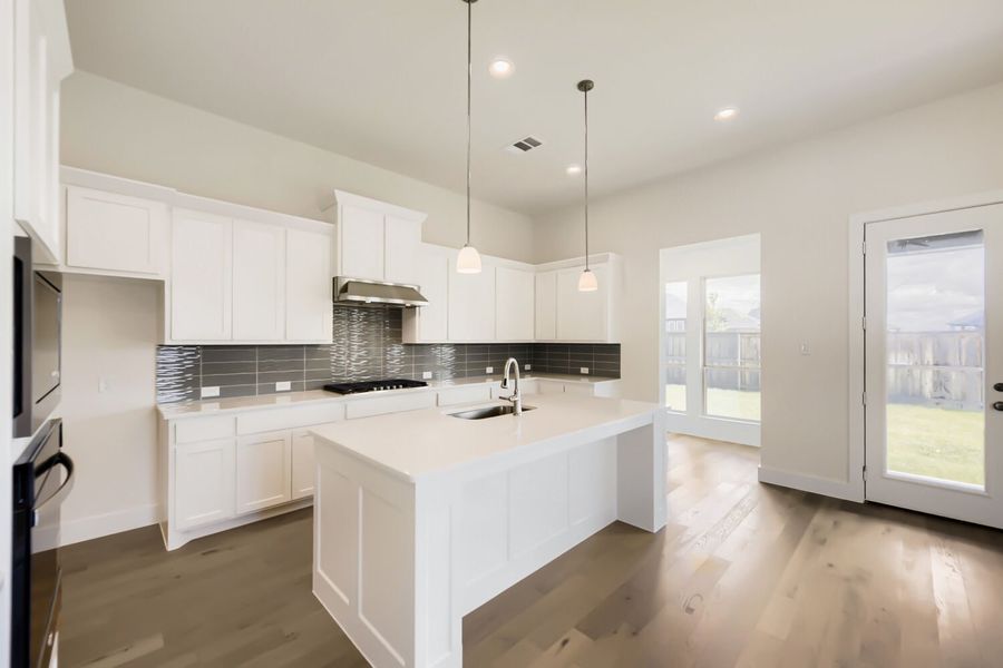 11404 Jackaloe - Kitchen