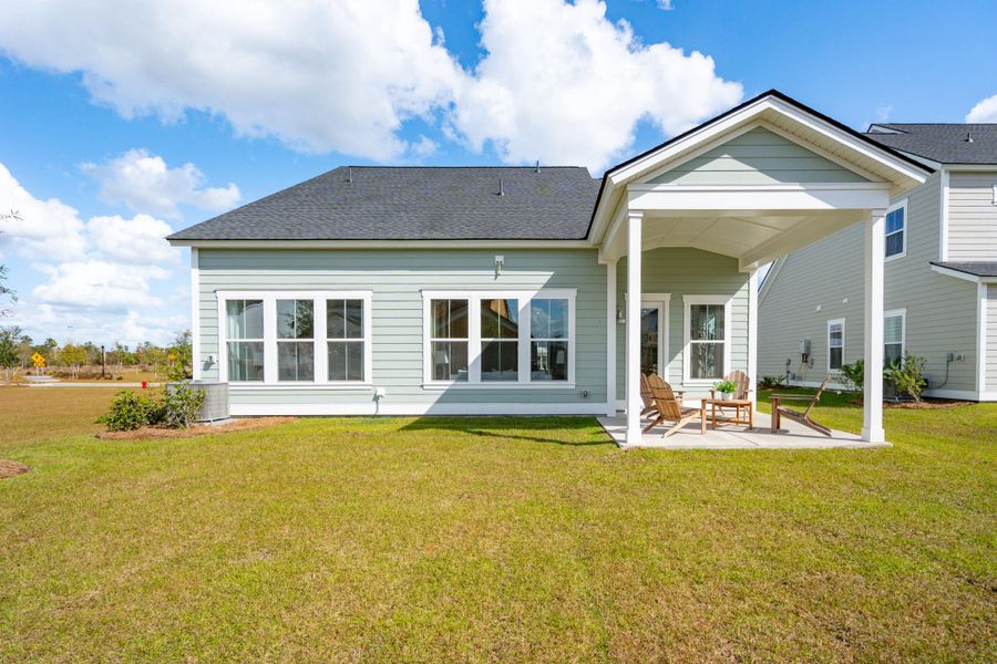 Exterior details and patio area of a home in Carnes Crossroads, Summerville (Image 24).
