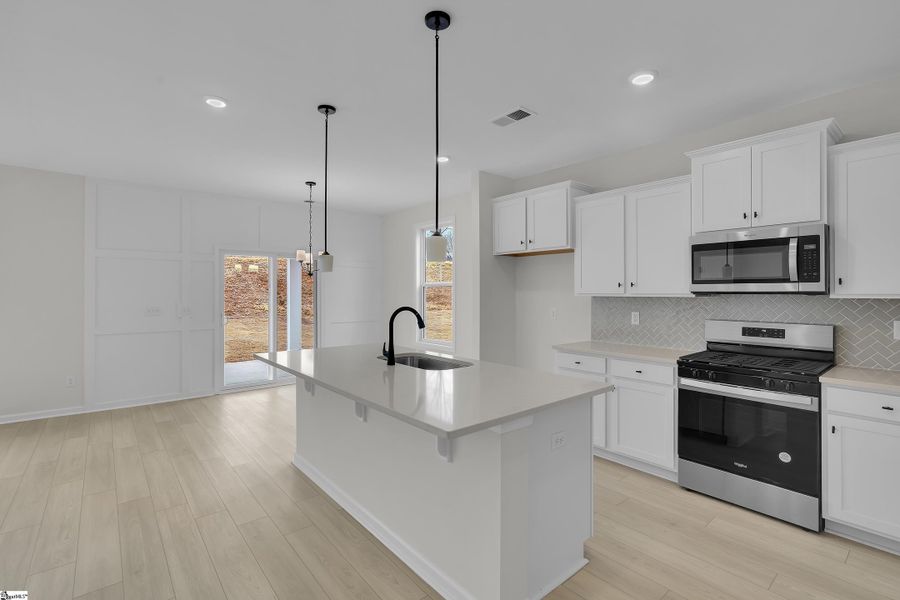 Furnished interior view inside a new home in Lynbrook, Boiling Springs (Image 6). Furnished interior view inside a new home in Lynbrook, Boiling Springs (Image 6).