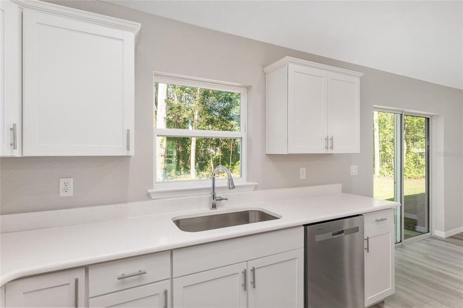 Furnished interior view inside a new home in , Dunnellon (Image 12).