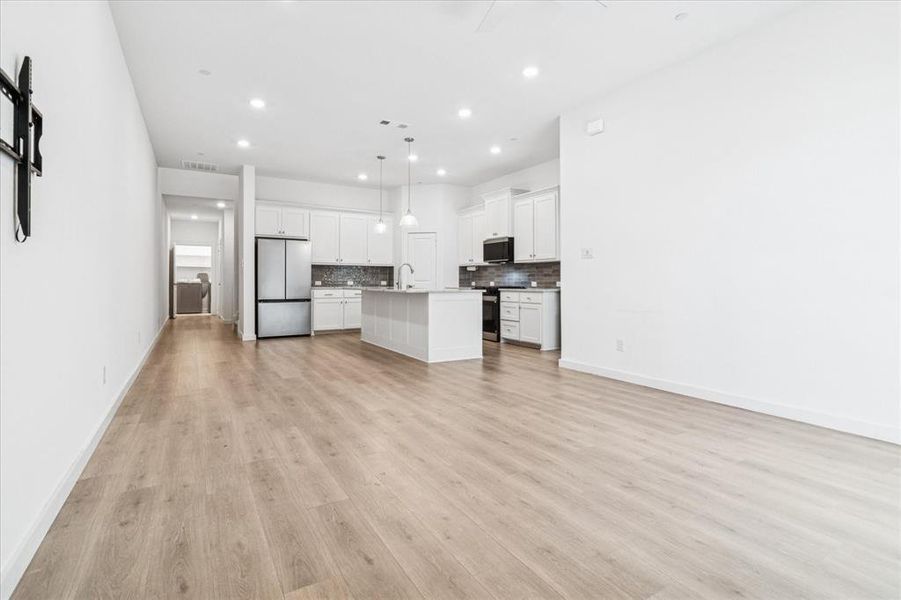 Spacious, unfurnished interior of a new home in , Wylie (Image 14). Spacious, unfurnished interior of a new home in , Wylie (Image 14).