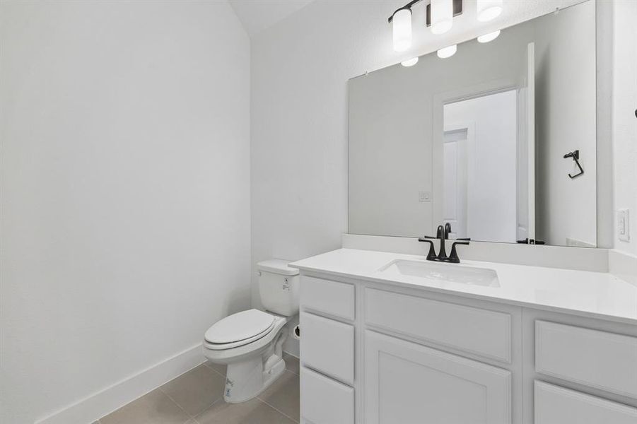 Furnished interior view inside a new home in , Frisco (Image 9).