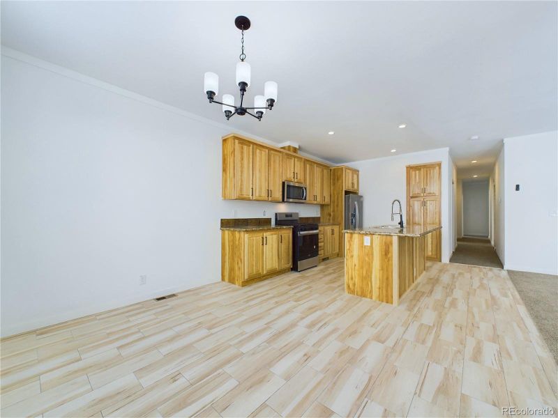 Image 38 of a home in .