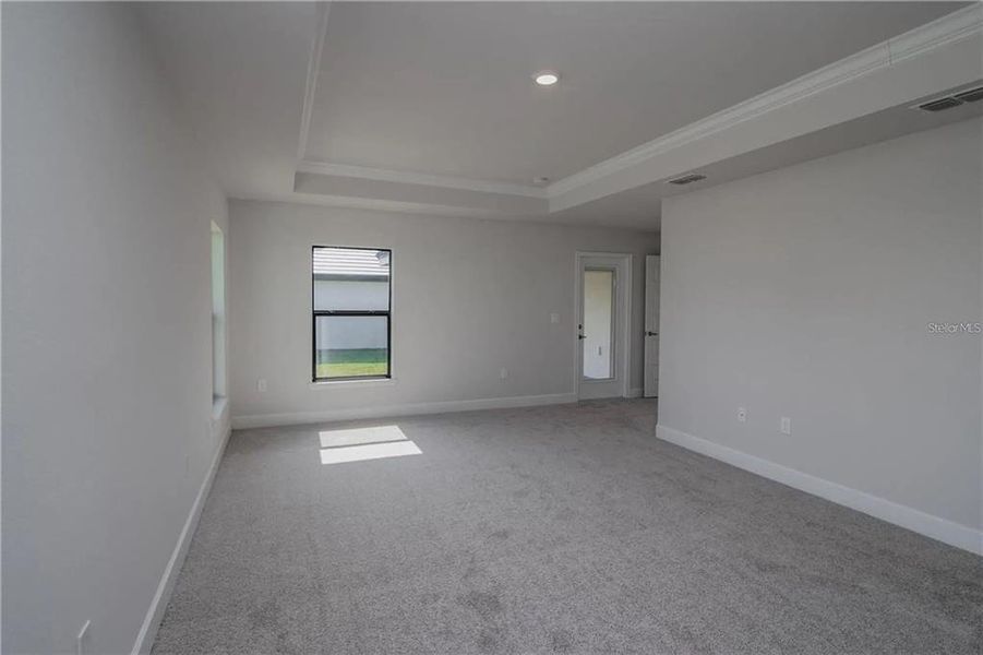 Spacious, unfurnished interior of a new home in Kirkland Farms, Alachua (Image 16). Spacious, unfurnished interior of a new home in Kirkland Farms, Alachua (Image 16).