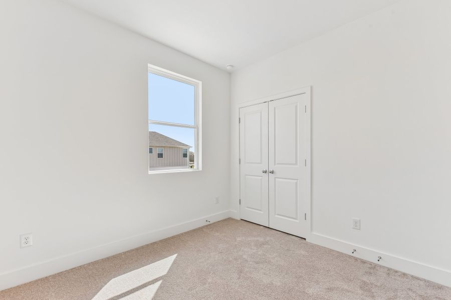 Spacious, unfurnished interior of a new home in Freedom at Anthem, Kyle (Image 19).