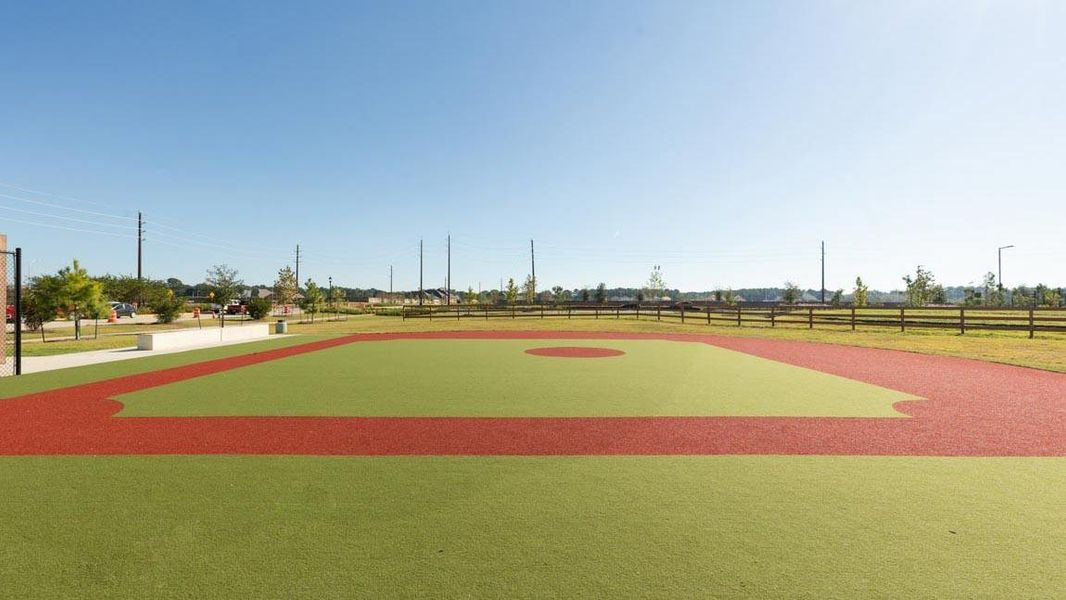 Community amenities in Cypress Green, Hockley (Image 31).