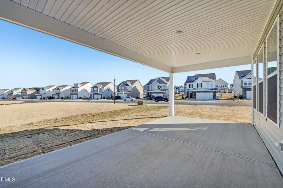 35-web-or-mls-Hipwood Dr-S2901-035