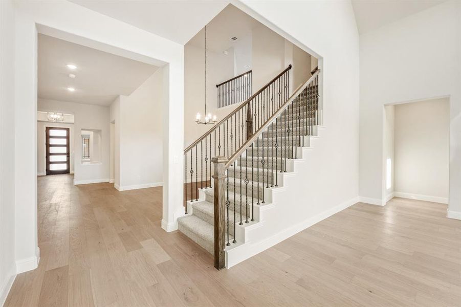 Spacious, unfurnished interior of a new home in Liberty, Melissa (Image 24).