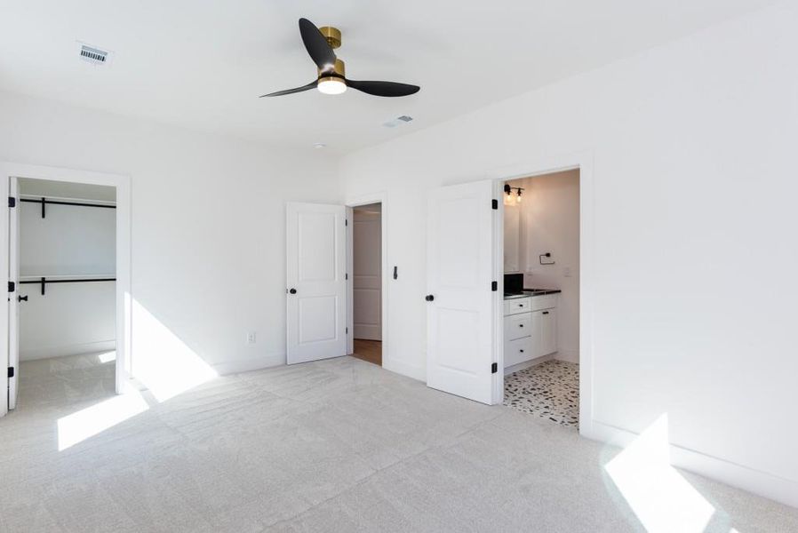 Spacious, unfurnished interior of a new home in , East Point (Image 21).