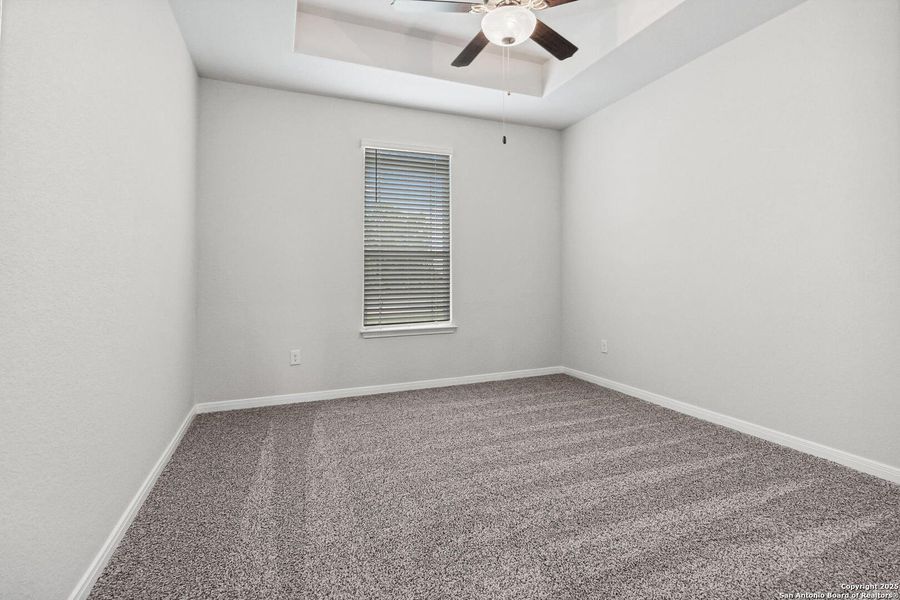 Spacious, unfurnished interior of a new home in Lonesome Dove, San Antonio (Image 22).