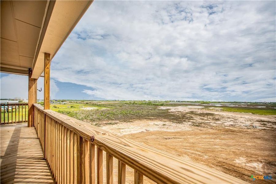 Exterior details and patio area of a home in , Port Lavaca (Image 20).