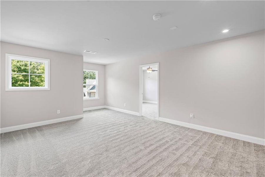 Spacious, unfurnished interior of a new home in Reunion, Hoschton (Image 28).