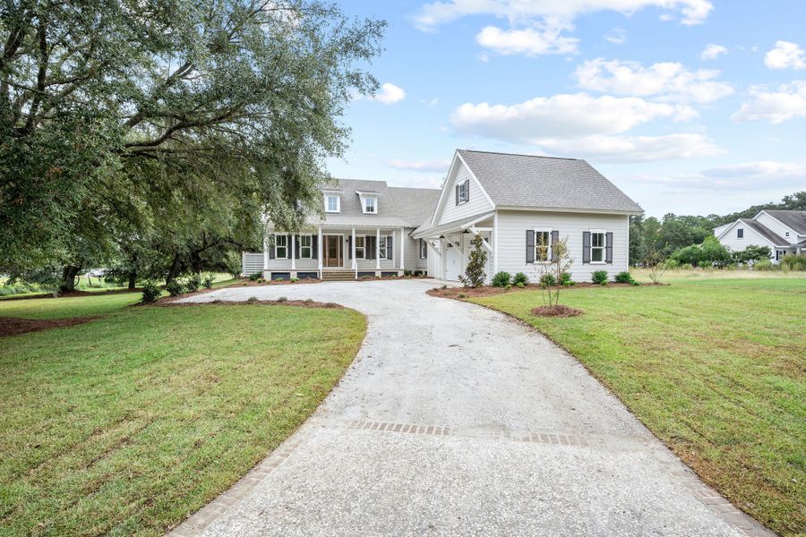 Okatie, SC New Home.  - Slide 1