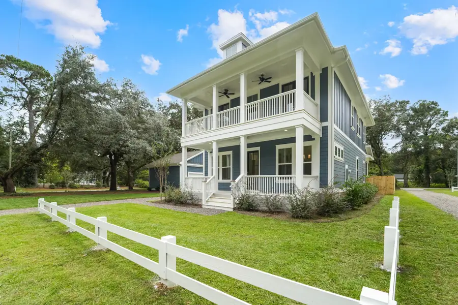 Image 44 of a home in .