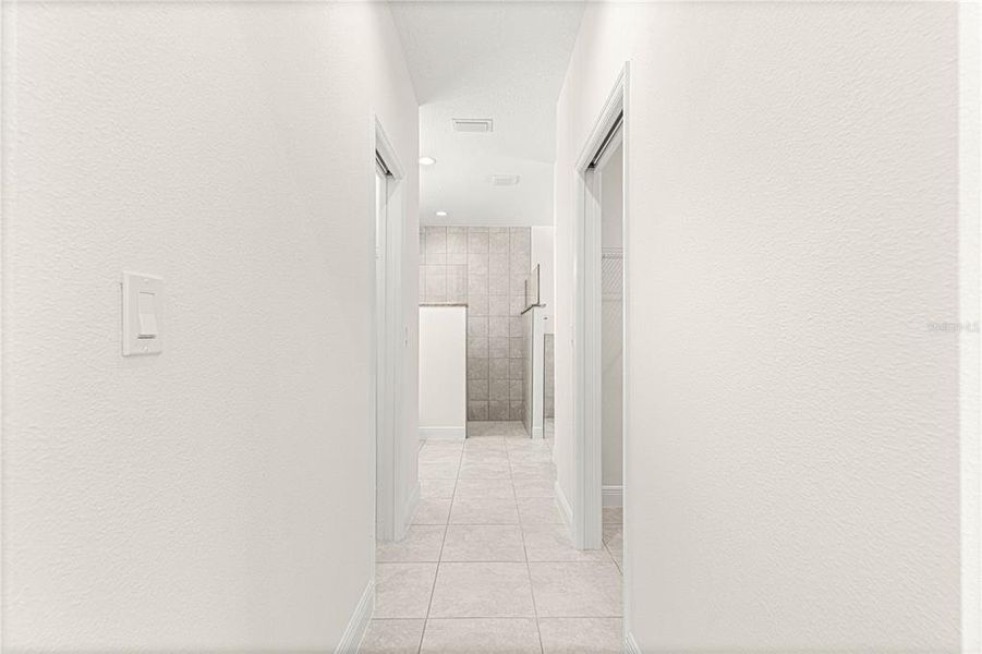 Spacious, unfurnished interior of a new home in , Dunnellon (Image 40).