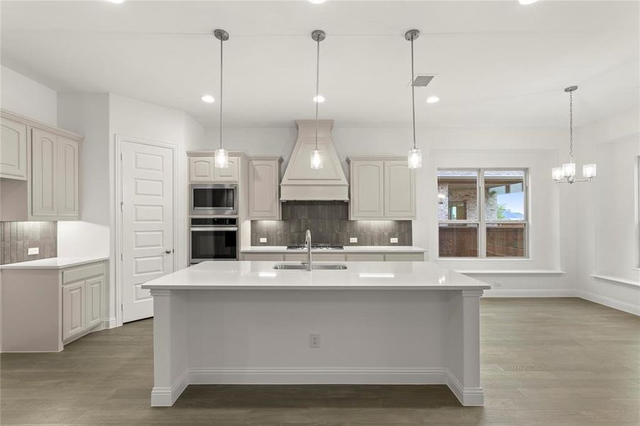 09. 632 Brazos - Kitchen 09. 632 Brazos - Kitchen