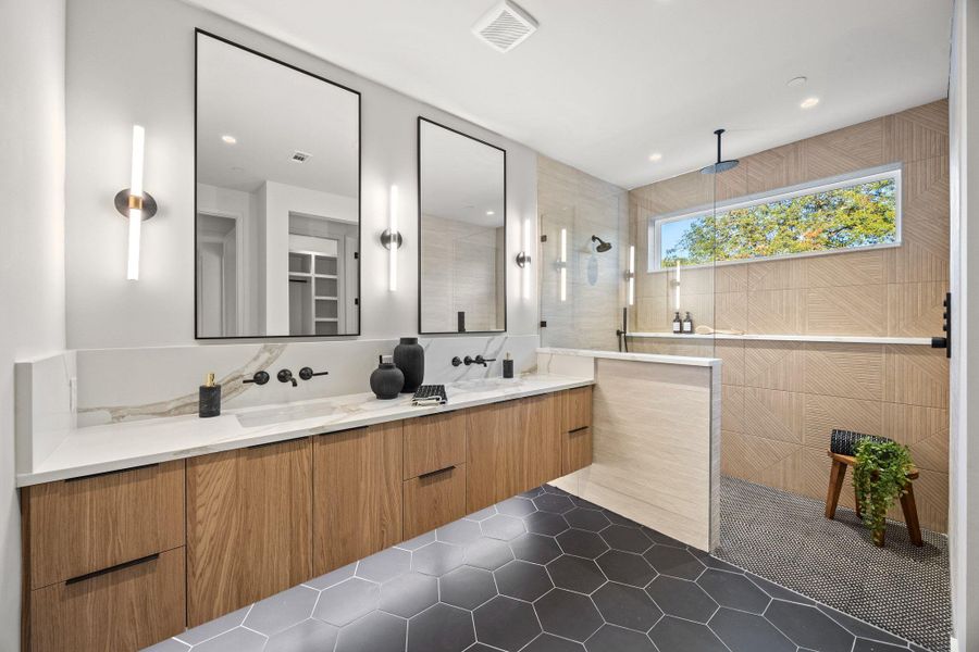 Furnished interior view inside a new home in , Austin (Image 39). Furnished interior view inside a new home in , Austin (Image 39).