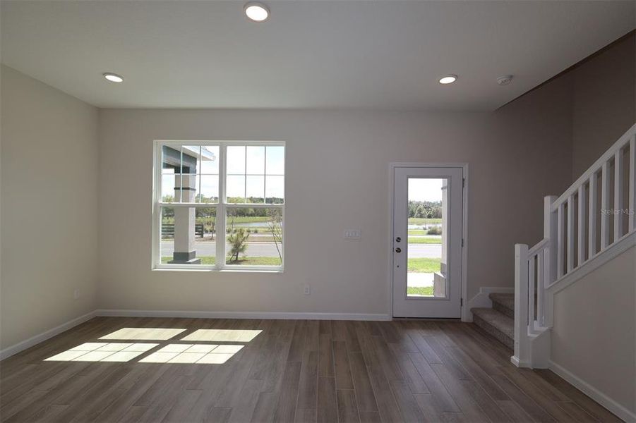 Spacious, unfurnished interior of a new home in Center Lake on the Park, St. Cloud (Image 19).