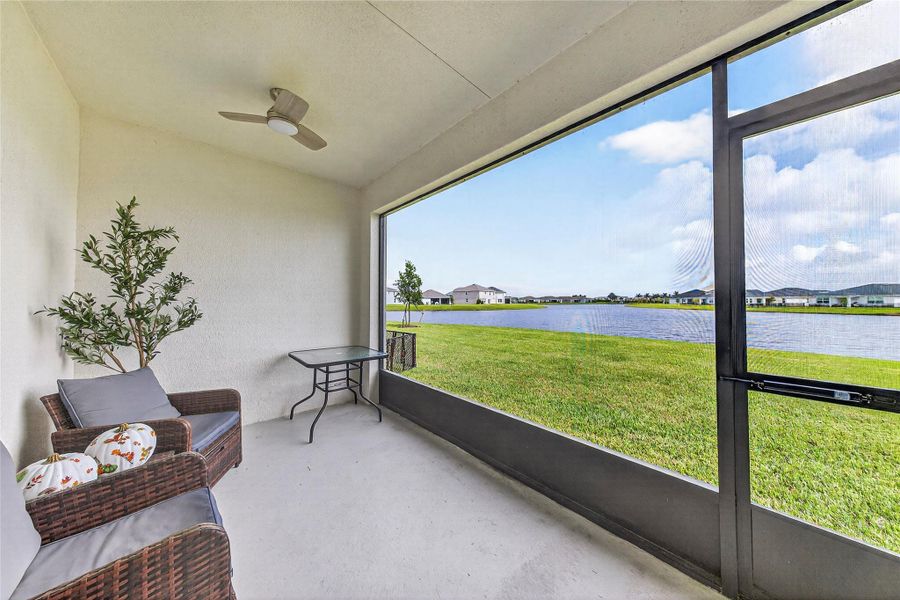 Exterior details and patio area of a home in , Port St. Lucie (Image 18).