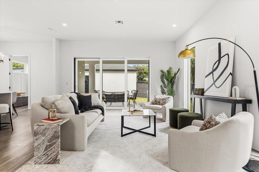 Furnished interior view inside a new home in , Orlando (Image 17).