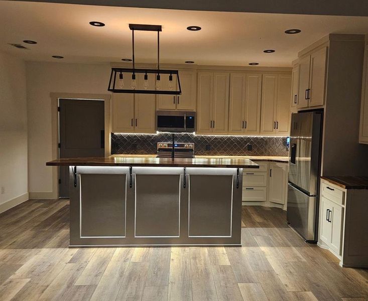 Furnished interior view inside a new home in , Bells (Image 9).