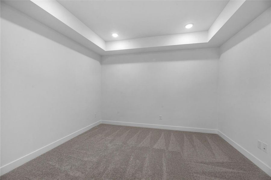 Spacious, unfurnished interior of a new home in Sienna - 60', Missouri City (Image 18).