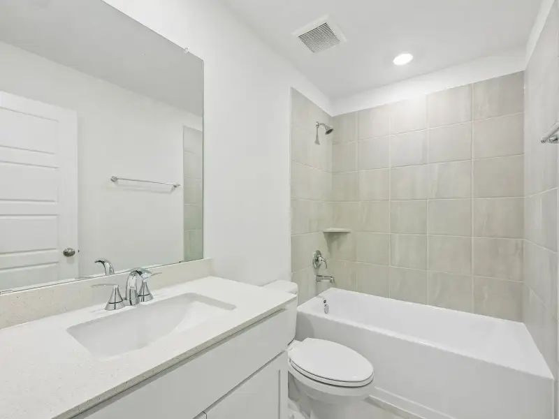Furnished interior view inside a new home in Webercrest Heights, Houston (Image 5).