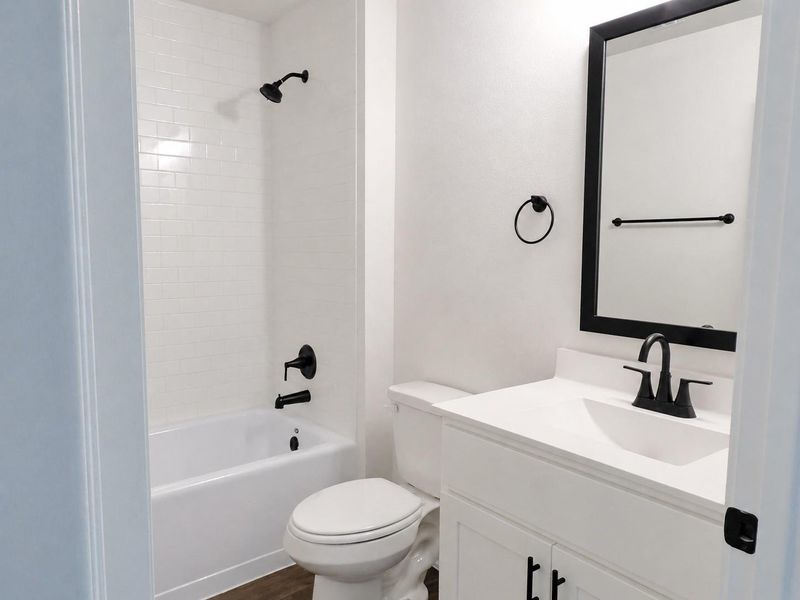 Full Bathroom
